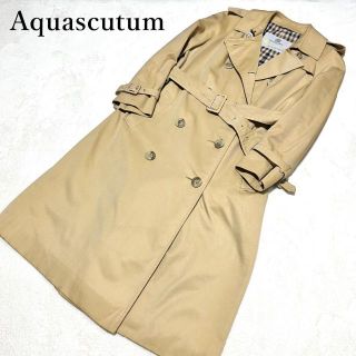 アクアスキュータム(AQUA SCUTUM)の68 アクアスキュータム トレンチコート ベルト付 ベージュ 裏地チェック(トレンチコート)