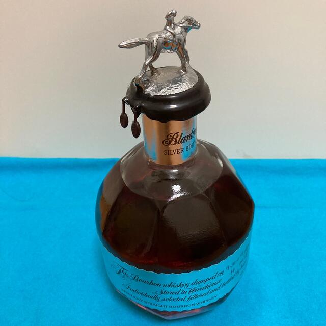 希少★ Blanton's ブラントン シングルバレル シルバー エディション 食品/飲料/酒の酒(ウイスキー)の商品写真