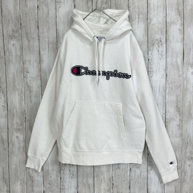 Champion(チャンピオン)のChampion チャンピオン 刺繍ロゴスウェットパーカー　S 白　ユニセックス メンズのトップス(パーカー)の商品写真