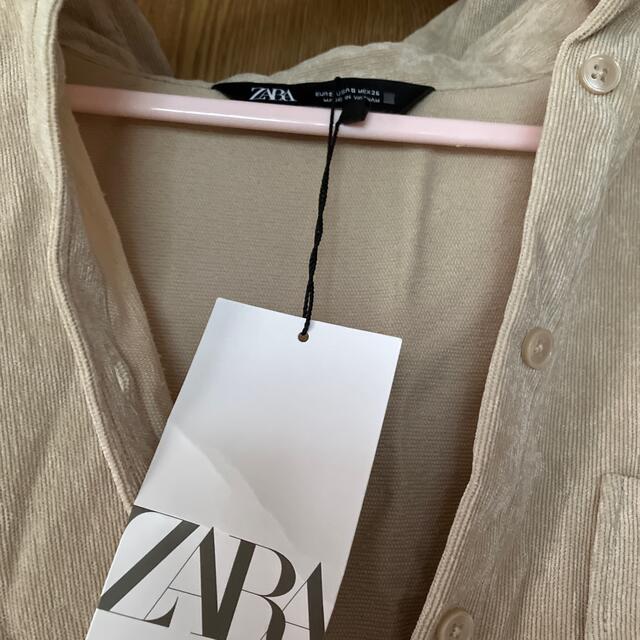 ZARA(ザラ)の新品！ZARAコーデュロイジャケット レディースのジャケット/アウター(Gジャン/デニムジャケット)の商品写真