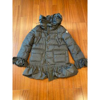 モンクレール(MONCLER)のモンクレール　sacaiコラボダウンSERRE(ダウンコート)