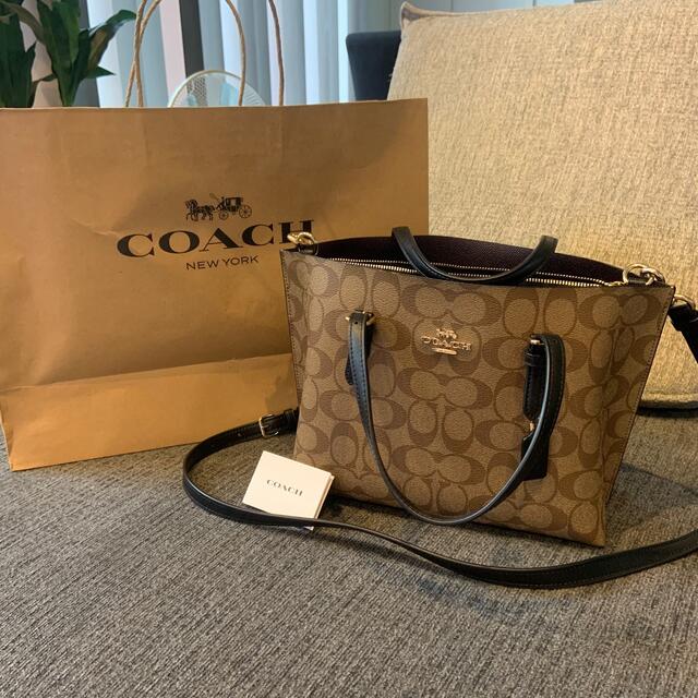 COACH(コーチ)のcoach コーチ　ショルダー　ハンドバッグ レディースのバッグ(ショルダーバッグ)の商品写真