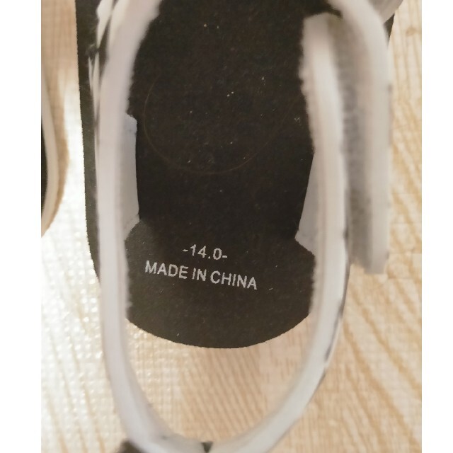 チェッカー柄 サンダル キッズ/ベビー/マタニティのベビー靴/シューズ(~14cm)(サンダル)の商品写真