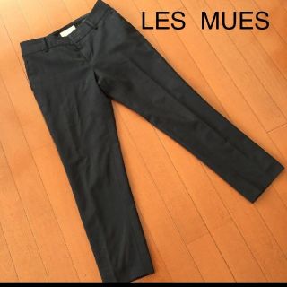 アオキ(AOKI)のLES  MUES☆濃紺 地模様パンツ(カジュアルパンツ)