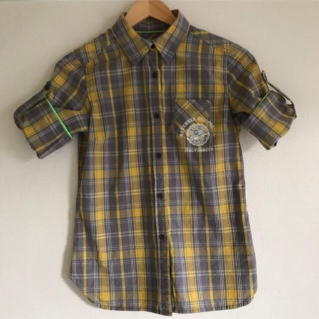 ブラウス　チェックシャツ　半袖　シャツ　七分袖 レディースのトップス(シャツ/ブラウス(長袖/七分))の商品写真