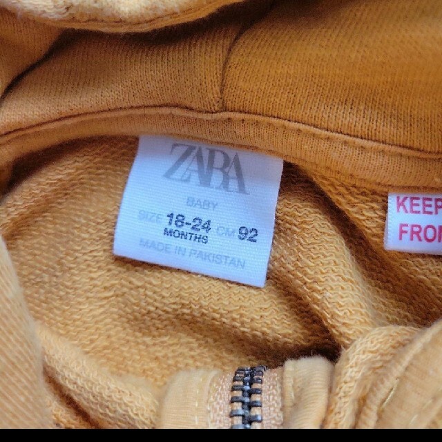 ZARA(ザラ)のZARA　パーカー　92cm　スウェット　アウター キッズ/ベビー/マタニティのキッズ服男の子用(90cm~)(ジャケット/上着)の商品写真