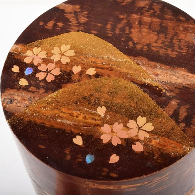 茶道具 越前塗師 中出松峰作 遠山桜蒔絵 桜皮中次 棗 共箱 V 茶道具 越前塗師 中出松峰作 遠山桜蒔絵 桜皮中次 棗 共箱 V