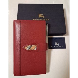 バーバリー(BURBERRY)の未使用 バーバリーロンドン レザー システム手帳 レッド(その他)