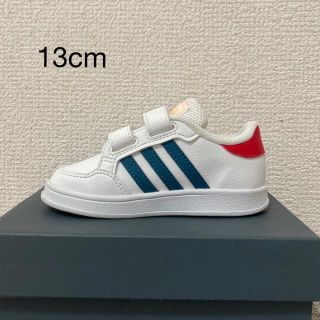 アディダス(adidas)のadidasスニーカー13cm(スニーカー)