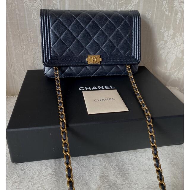 CHANEL　ボーイシャネル　チェーンウォレット