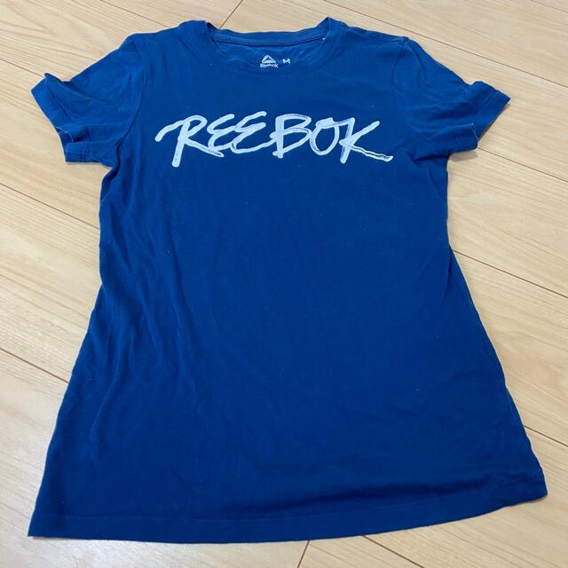 Reebok(リーボック)のリーボック　ロゴTシャツ　スポーツウェア　ヨガ スポーツ/アウトドアのランニング(ウェア)の商品写真