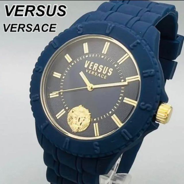 VERSACE(ヴェルサーチ)のブルー★ケース付属【新品】ヴェルサス/ヴェルサーチ クォーツ 腕時計 メンズ メンズの時計(腕時計(アナログ))の商品写真