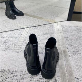 CHANEL 21-22AW 限定新作サイドゴアブーツ