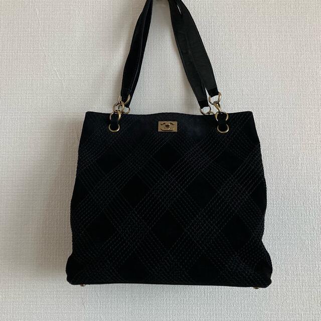 CHANEL(シャネル)の美品♡シャネル　CHANEL ワイルドステッチ　スエード　トートバッグ レディースのバッグ(ショルダーバッグ)の商品写真