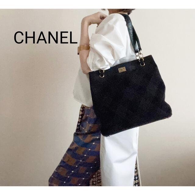 CHANEL(シャネル)の美品♡シャネル　CHANEL ワイルドステッチ　スエード　トートバッグ レディースのバッグ(ショルダーバッグ)の商品写真