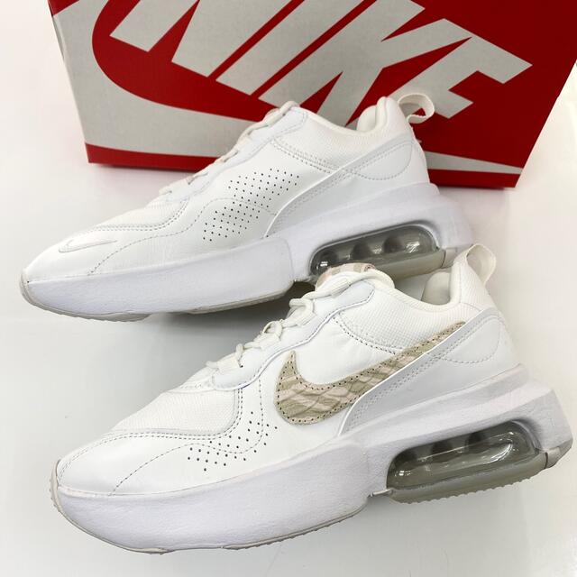 ナイキ エアマックス ヴェローナ AIR MAX VERONA SE 24cm | フリマアプリ ラクマ