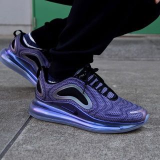 ナイキ(NIKE)の美品 NIKE AIR MAX 720 AO2924-001 27.0cm(スニーカー)