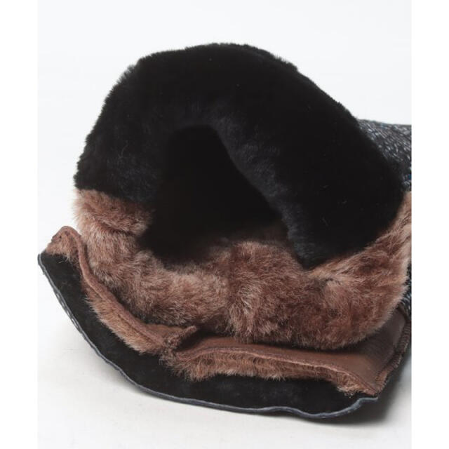 新品✨タグ付き♪定価8,800円　ムートン　羊革の暖かい手袋　　大特価‼️ レディースのファッション小物(手袋)の商品写真