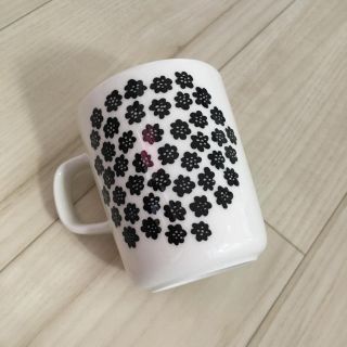 マリメッコ(marimekko)のマリメッコ♡プケッティ マグカップ レア(グラス/カップ)