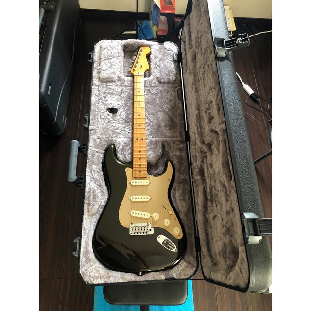 Fender - Fender American Ultra Stratocaster