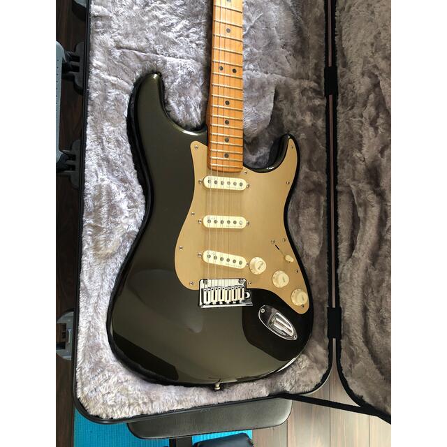 Fender(フェンダー)のFender American Ultra Stratocaster 楽器のギター(エレキギター)の商品写真