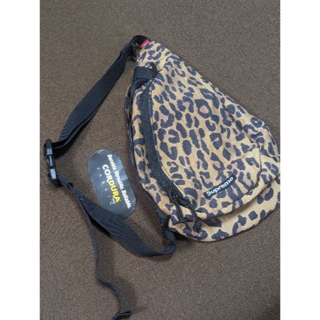 シュプリーム スリング バッグ レオパード sling bag leopard