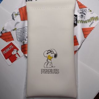 SNOOPY - スヌーピー 眼鏡ケース 眼鏡拭き zoff限定 メガネクロス