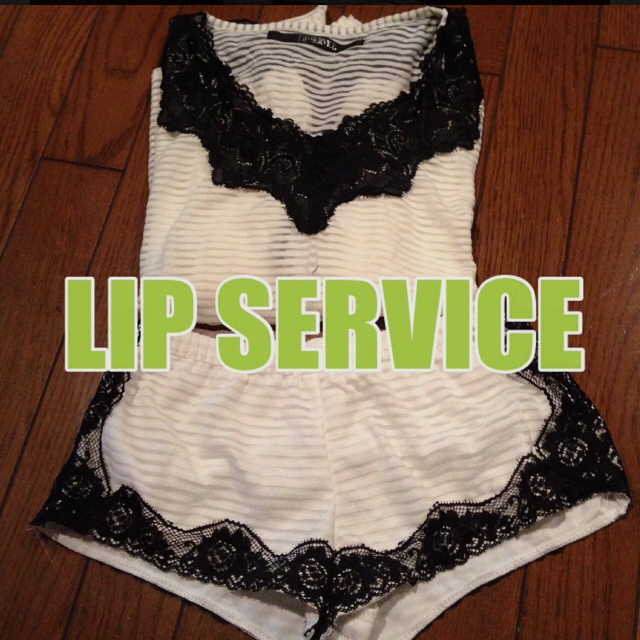 LIP SERVICE(リップサービス)のLIP SERVICE♡新品set レディースのルームウェア/パジャマ(ルームウェア)の商品写真