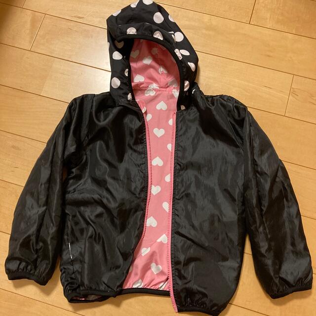 西松屋(ニシマツヤ)のリバーシブル　ナイロンパーカー　120 キッズ/ベビー/マタニティのキッズ服女の子用(90cm~)(ジャケット/上着)の商品写真