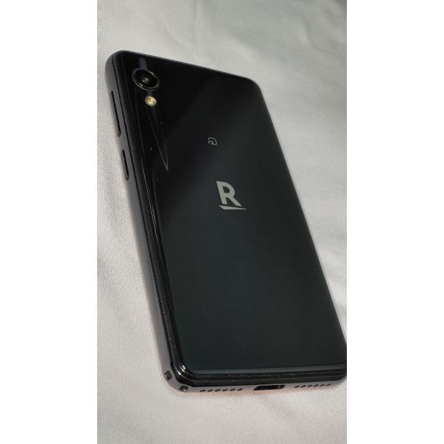 Rakuten(ラクテン)の【送料込 発送早め 中古】Rakuten Mini C330 ナイトブラック スマホ/家電/カメラのスマートフォン/携帯電話(スマートフォン本体)の商品写真