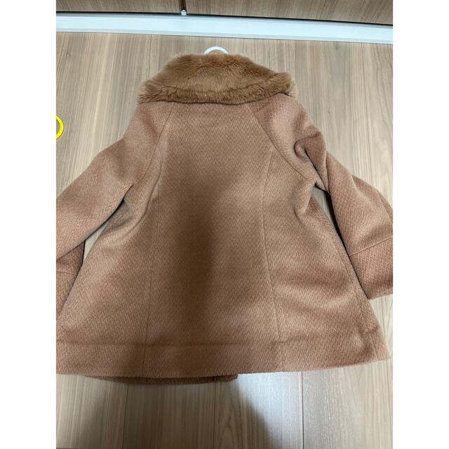 BeBe(ベベ)のBEBE 130サイズ ファー付きコート キッズ/ベビー/マタニティのキッズ服女の子用(90cm~)(コート)の商品写真