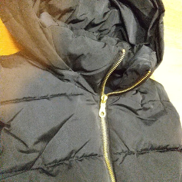 GU(ジーユー)のダウンベスト XL 美品 レディースのジャケット/アウター(ダウンベスト)の商品写真