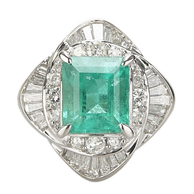 ✴︎極美品 PT900 プラチナ 0.22ct エメラルド ダイヤ リング