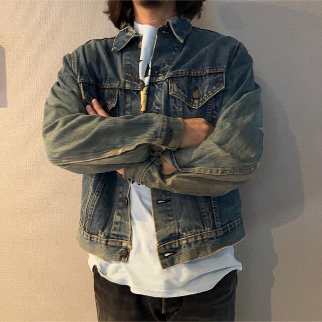 Levi's(リーバイス)のLevi's 70505 リーバイス デニムジャケット　ボロ  サイズ40相当 メンズのジャケット/アウター(Gジャン/デニムジャケット)の商品写真