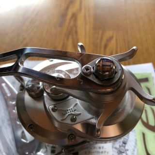 SHIMANO - 専用11 オシアジガー 2000NRHG 2台の通販 by muroto|シマノ