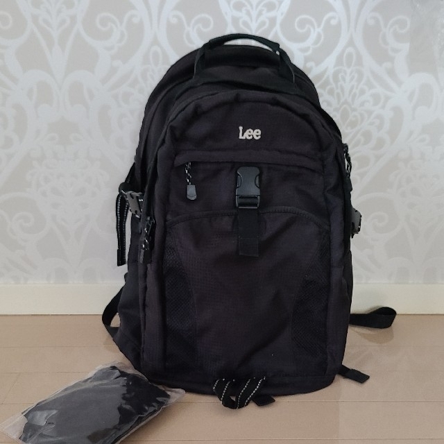 Lee(リー)の未使用あり　Lee 通学リュック 40l 　池田屋×Leeコラボ　PC収納対応 メンズのバッグ(バッグパック/リュック)の商品写真