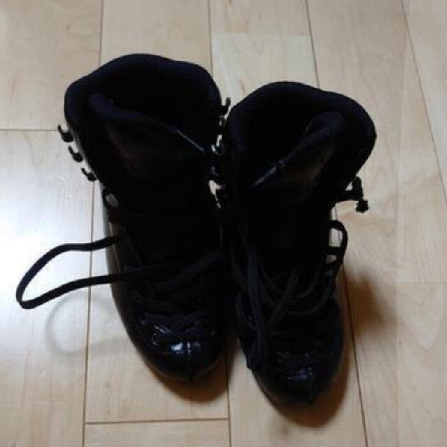 フィギュアスケート靴(エッジなし)