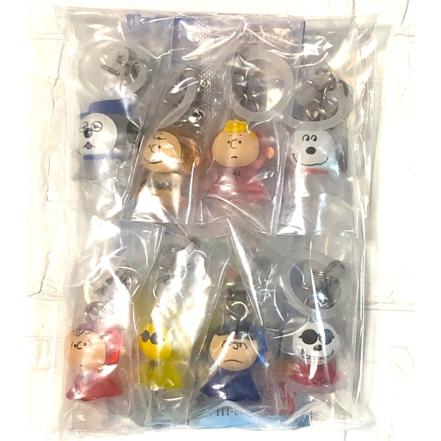 BANDAI(バンダイ)のめじるしアクセサリー　ピーナッツ　PEANUTS BEST 全8種セット　① エンタメ/ホビーのおもちゃ/ぬいぐるみ(キャラクターグッズ)の商品写真