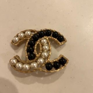 シャネル(CHANEL)のシャネル　パールブローチ(ブローチ/コサージュ)