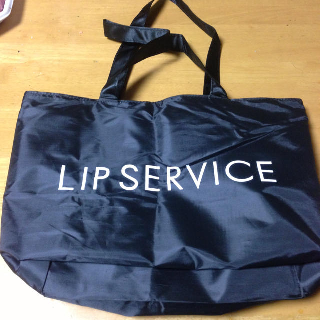 LIP SERVICE(リップサービス)のLIPSERVICE リバーシブルトート レディースのバッグ(トートバッグ)の商品写真