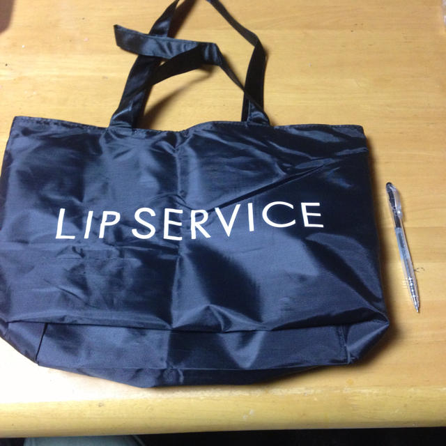 LIP SERVICE(リップサービス)のLIPSERVICE リバーシブルトート レディースのバッグ(トートバッグ)の商品写真