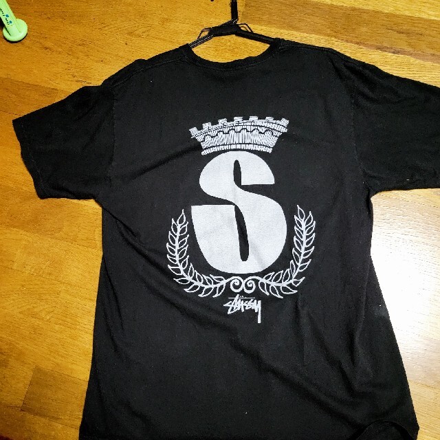 STUSSY(ステューシー)のstussy　バックプリント　Tシャツ メンズのトップス(Tシャツ/カットソー(半袖/袖なし))の商品写真