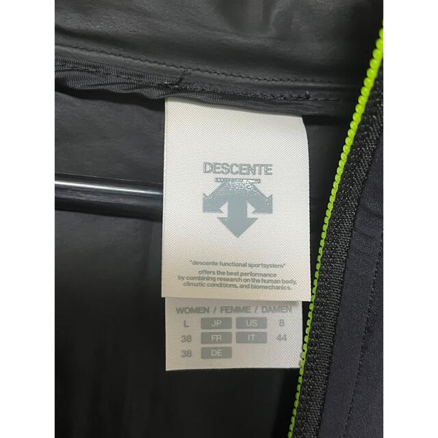 DESCENTE(デサント)のDESCENTE フーデッドシェル　フード付きフルジップジャケット スポーツ/アウトドアのトレーニング/エクササイズ(ウォーキング)の商品写真