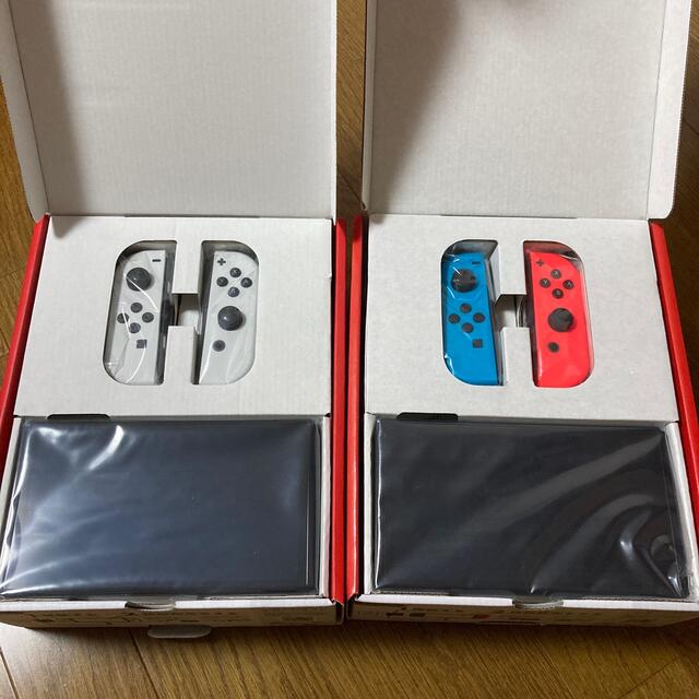 Nintendo Switch(ニンテンドースイッチ)のNintendo Switch 本体 有機ELモデル ホワイト　ネオン　新品 エンタメ/ホビーのゲームソフト/ゲーム機本体(家庭用ゲーム機本体)の商品写真