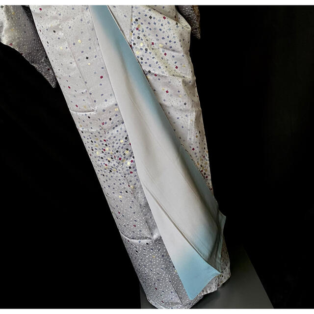 〈星屑の小紋〉シルバーグレー　箔散らし　スターダスト　パーティーの着物 レディースの水着/浴衣(着物)の商品写真