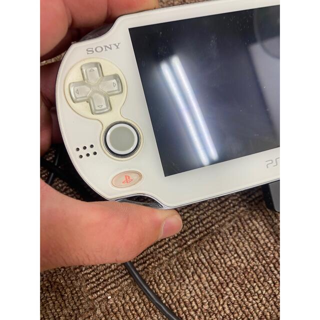 ◎ps vita プレイステーションビータ white pch-1000ゲームソフト/ゲーム機本体