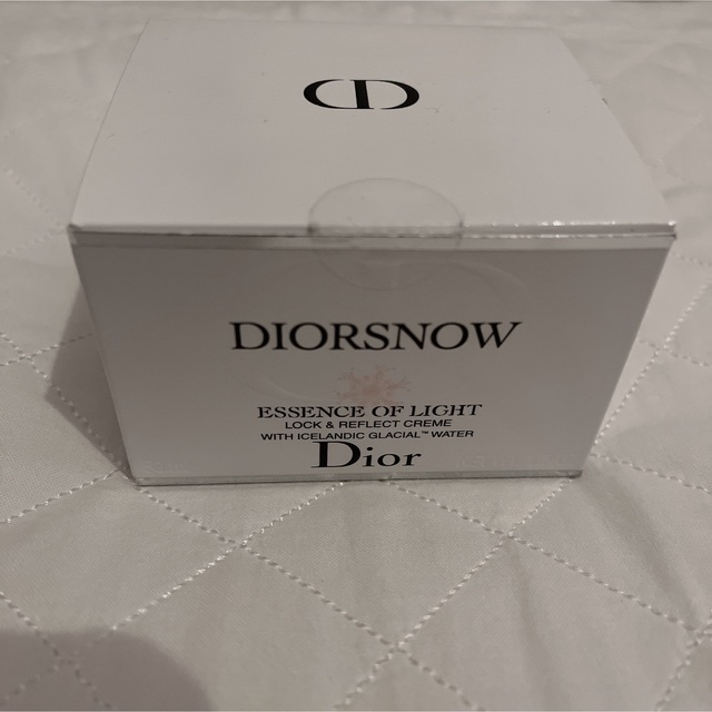 Dior(ディオール)の新品・未開封　ディオールスノーエッセンスオブライトクリーム コスメ/美容のスキンケア/基礎化粧品(フェイスクリーム)の商品写真