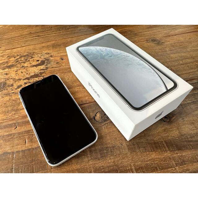 iPhone - iPhone XR White 128GB SoftBankの通販 by ACE's shop|アイ