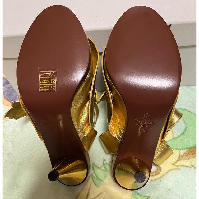 Vivienne Westwood(ヴィヴィアンウエストウッド)の希少　日本未発売　ヴィヴィアンウエストウッド　タイガーサンダル　TIGER 金 レディースの靴/シューズ(サンダル)の商品写真