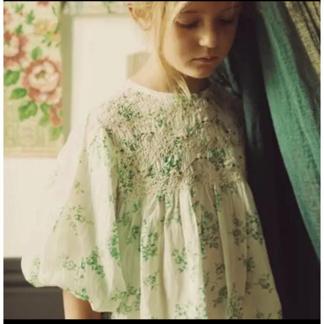 Misha & Puff(ミーシャアンドパフ)のbonjour diary balloon handsmock blouse キッズ/ベビー/マタニティのキッズ服女の子用(90cm~)(ブラウス)の商品写真